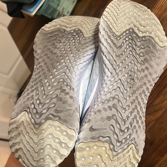 Nike epic react epic phantom size 10 worn - Picture 7 of 7